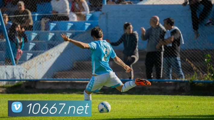 卡恩的遗憾与罗纳尔多的封神——2002年世界杯决赛人物命运深度解读